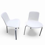 Designed by Poul Kjærholm / 1978/2007  White shell / white leather
