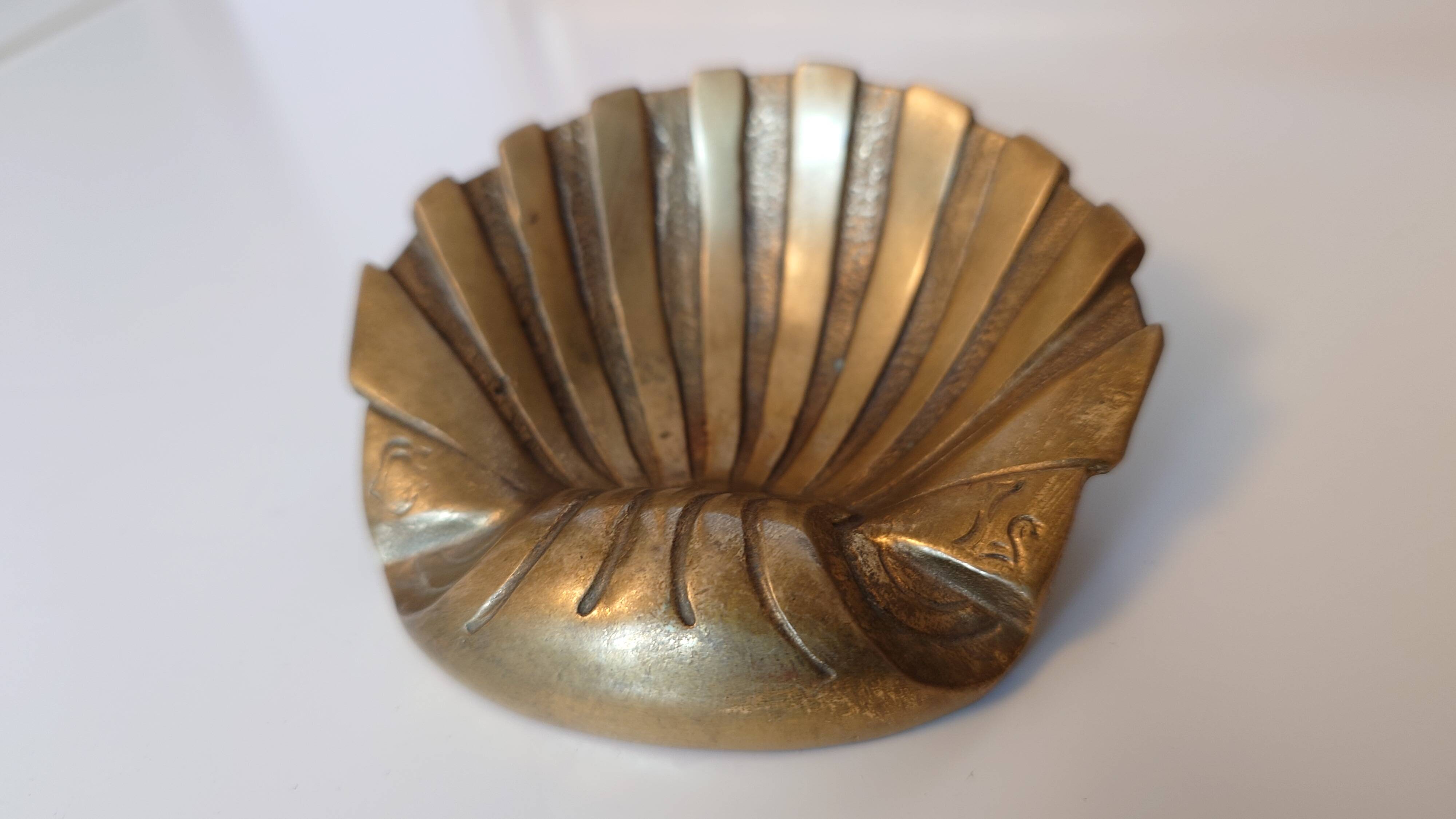 Bronze ring holder ashtray, signed, modernist vintage design shell
