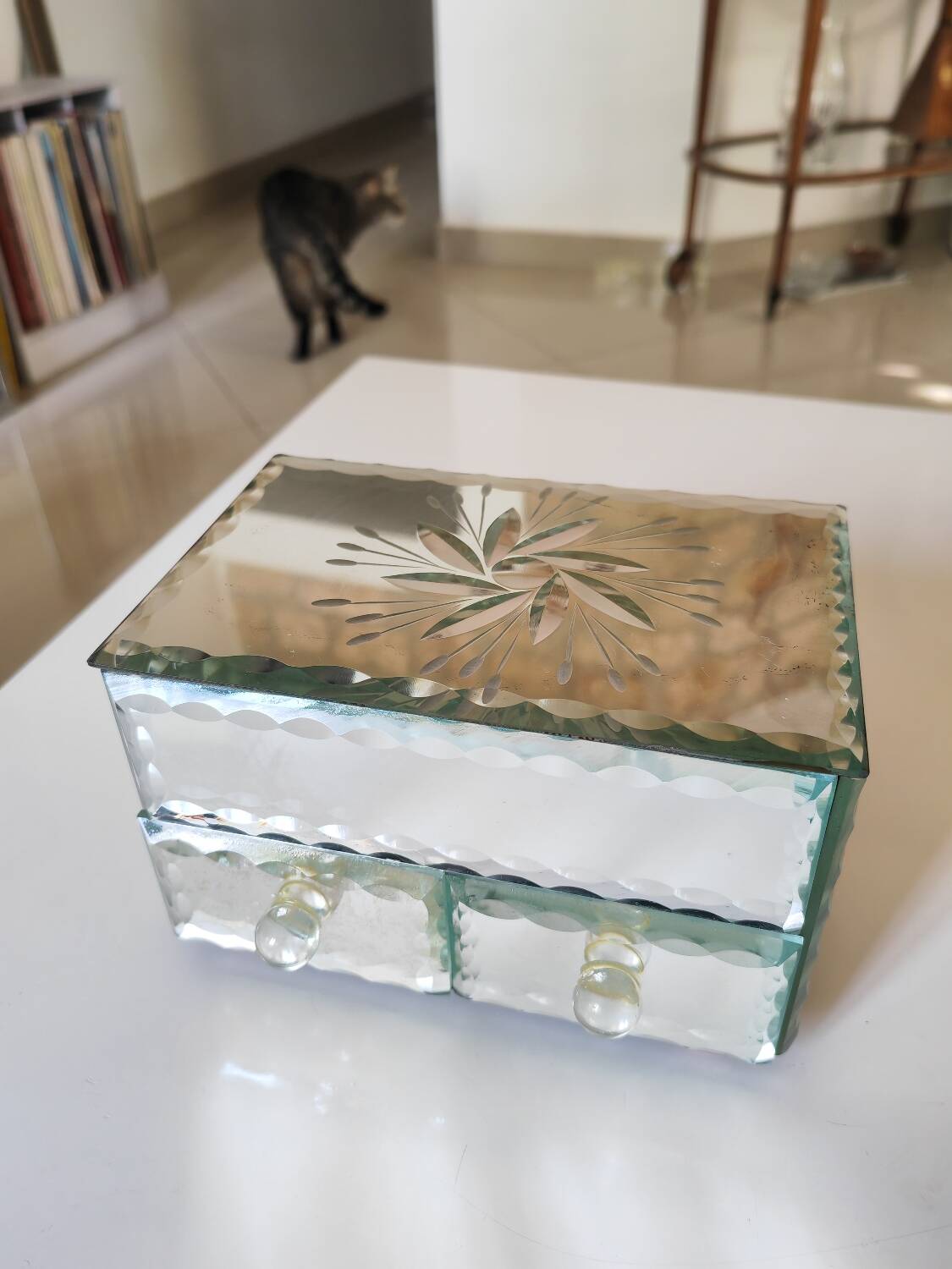 Vintage jewelry box
