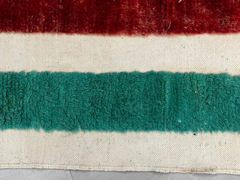 Handwoven traditional colorful beni mrirt rug, size 160 x 250 cm