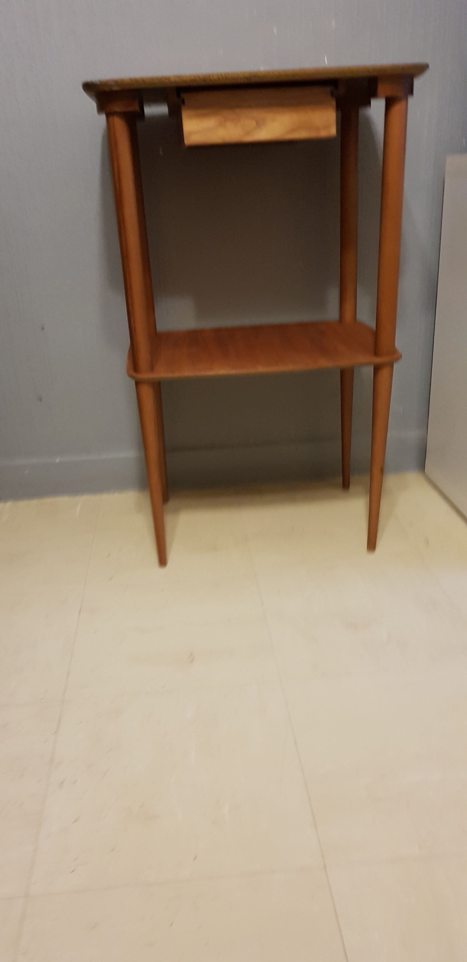 Table d extra console vintage Scandinavian feet time zones