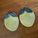 Ensemble de 2 petites coupelles Barbotine forme de citron