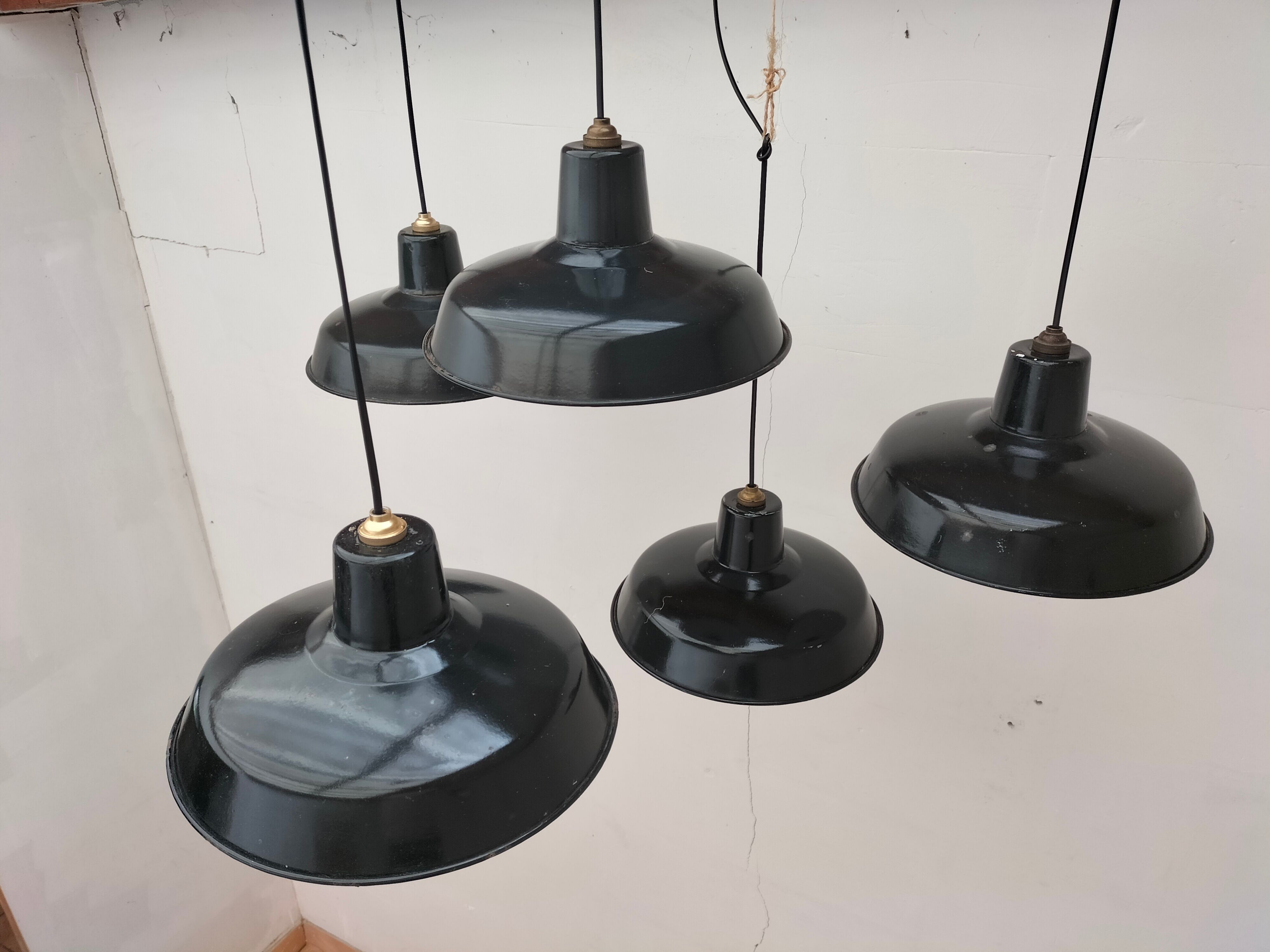 Set of 5 hanging lamps