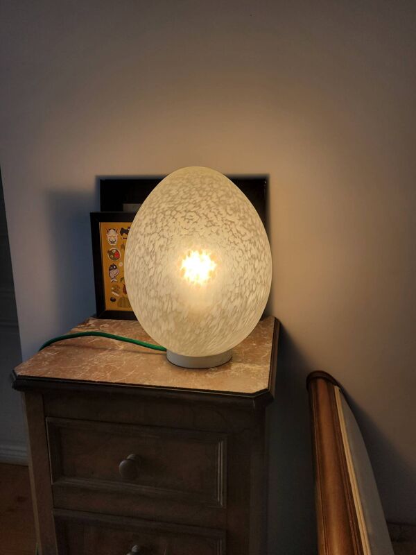 Lampe œuf de la Verrerie de Vianne