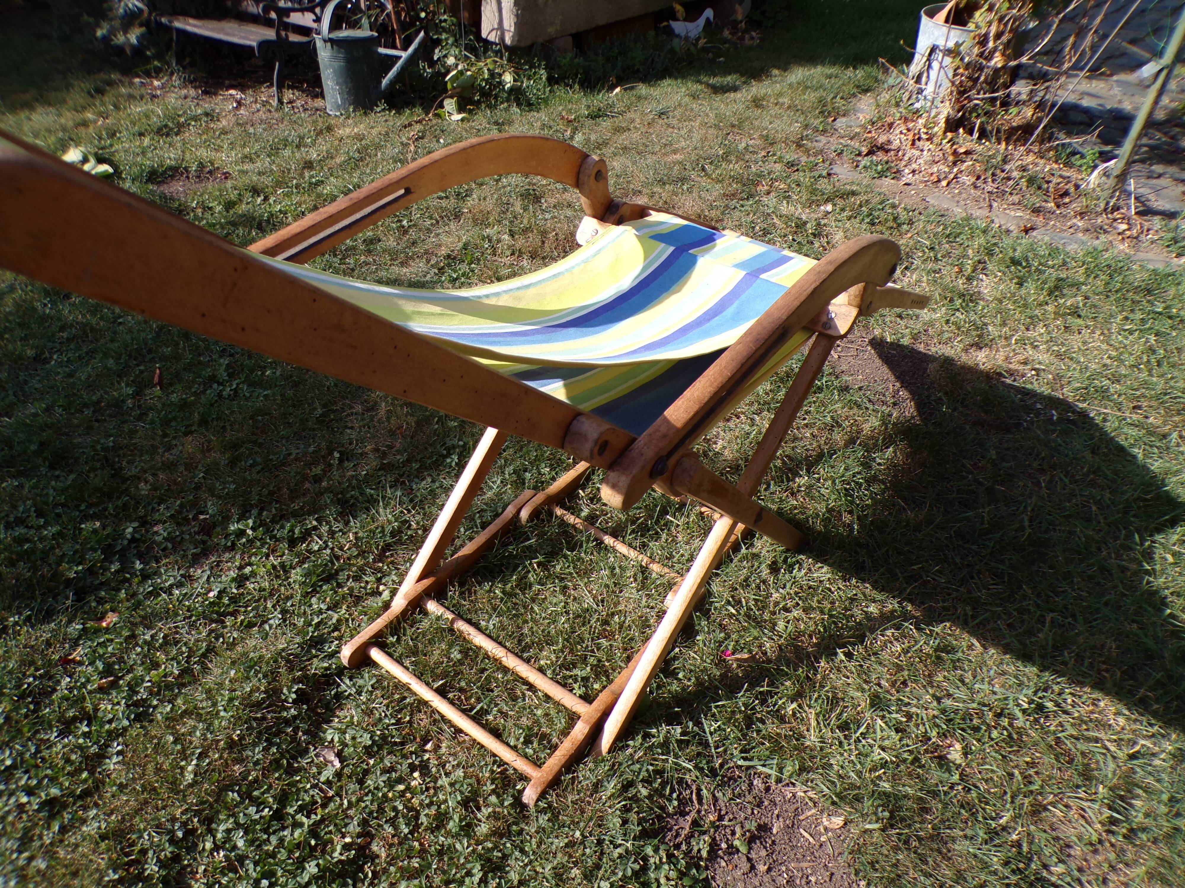 Vintage lounge chair