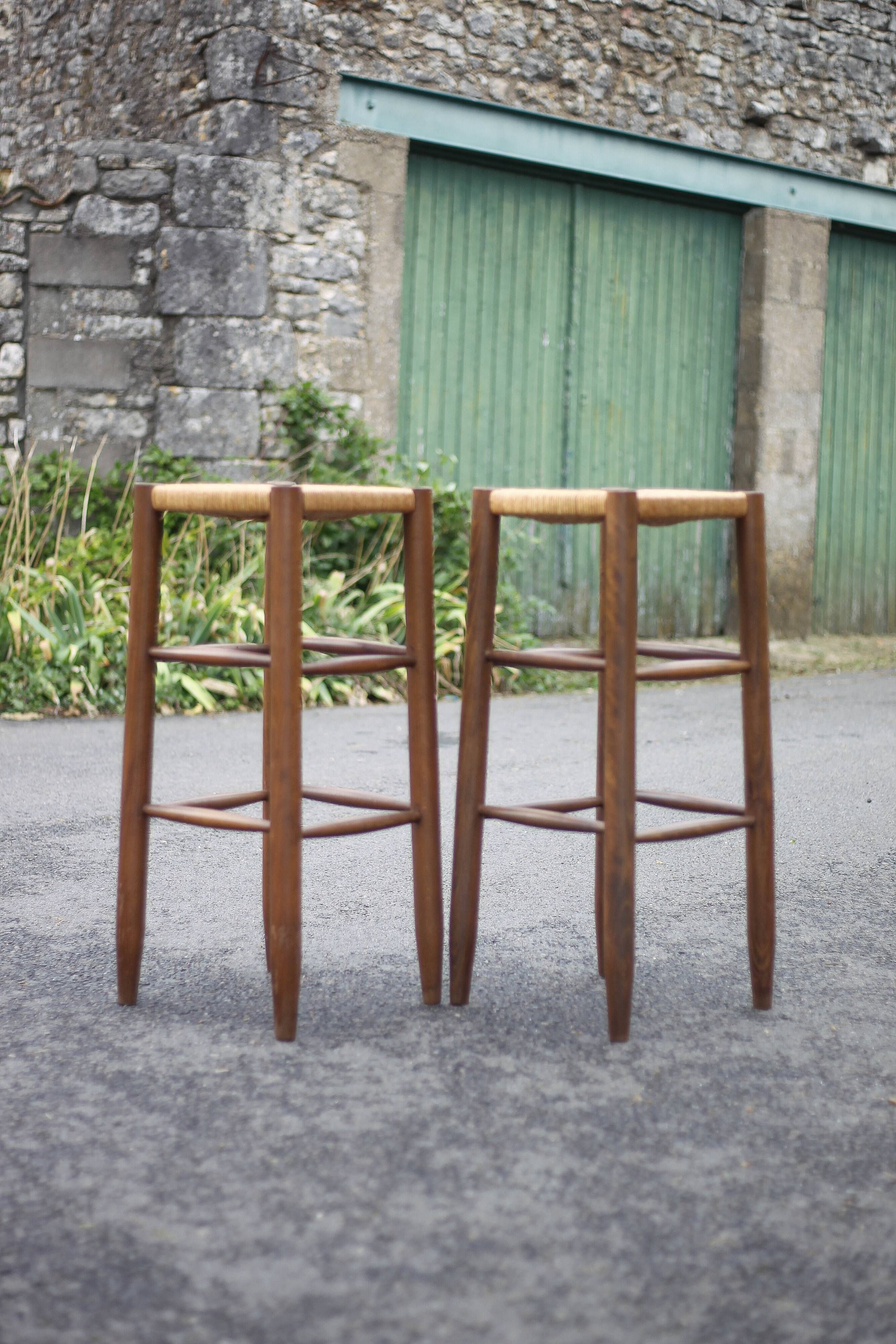 Pair of bar stools, wooden and straw stool, vintage bar stool, vintage stool, decoration