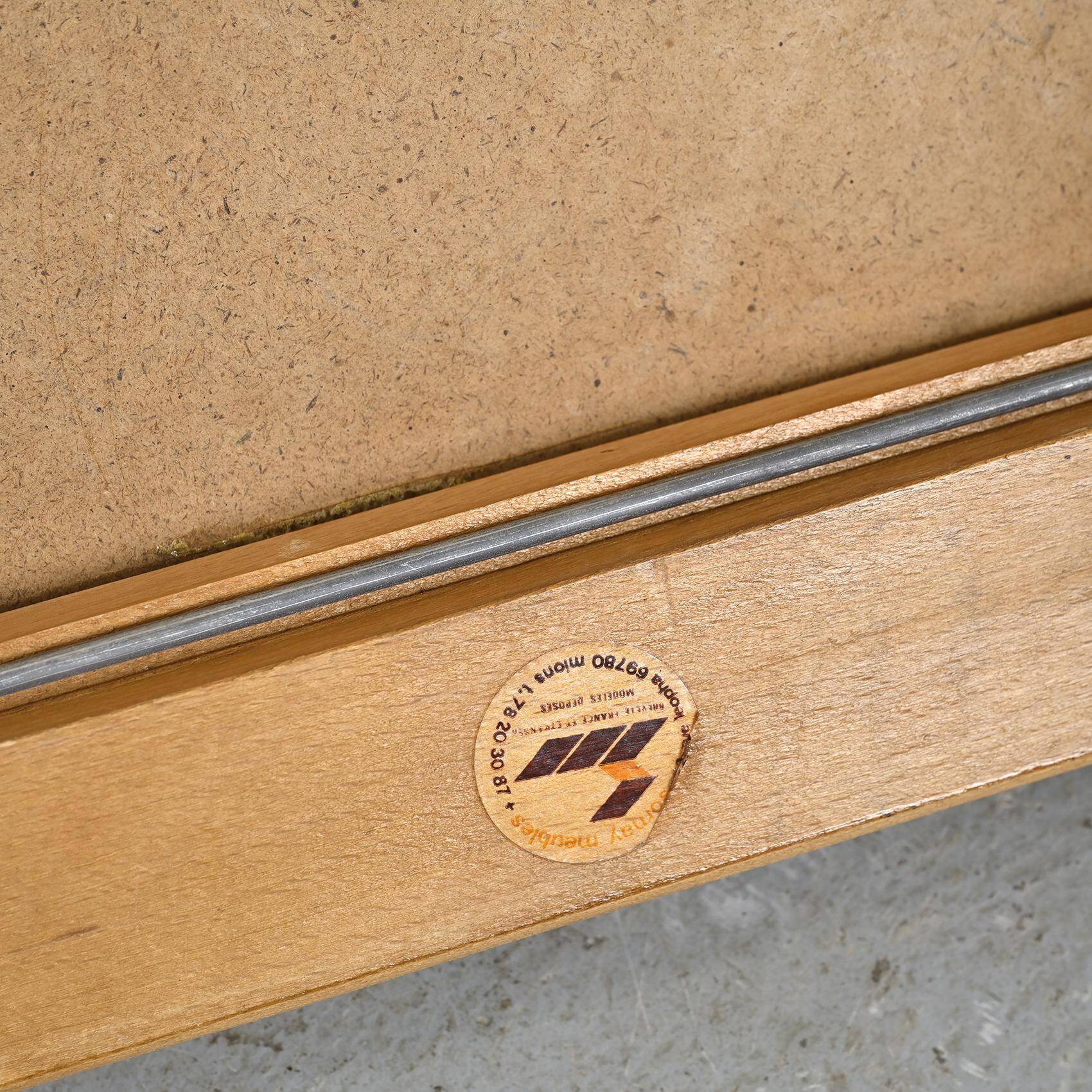 Chaise en Acajou Blond par André Sornay, circa 1960