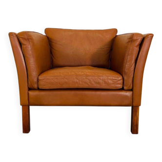 Mid-century vintage Scandinavian leather lounge chair in cognac leather