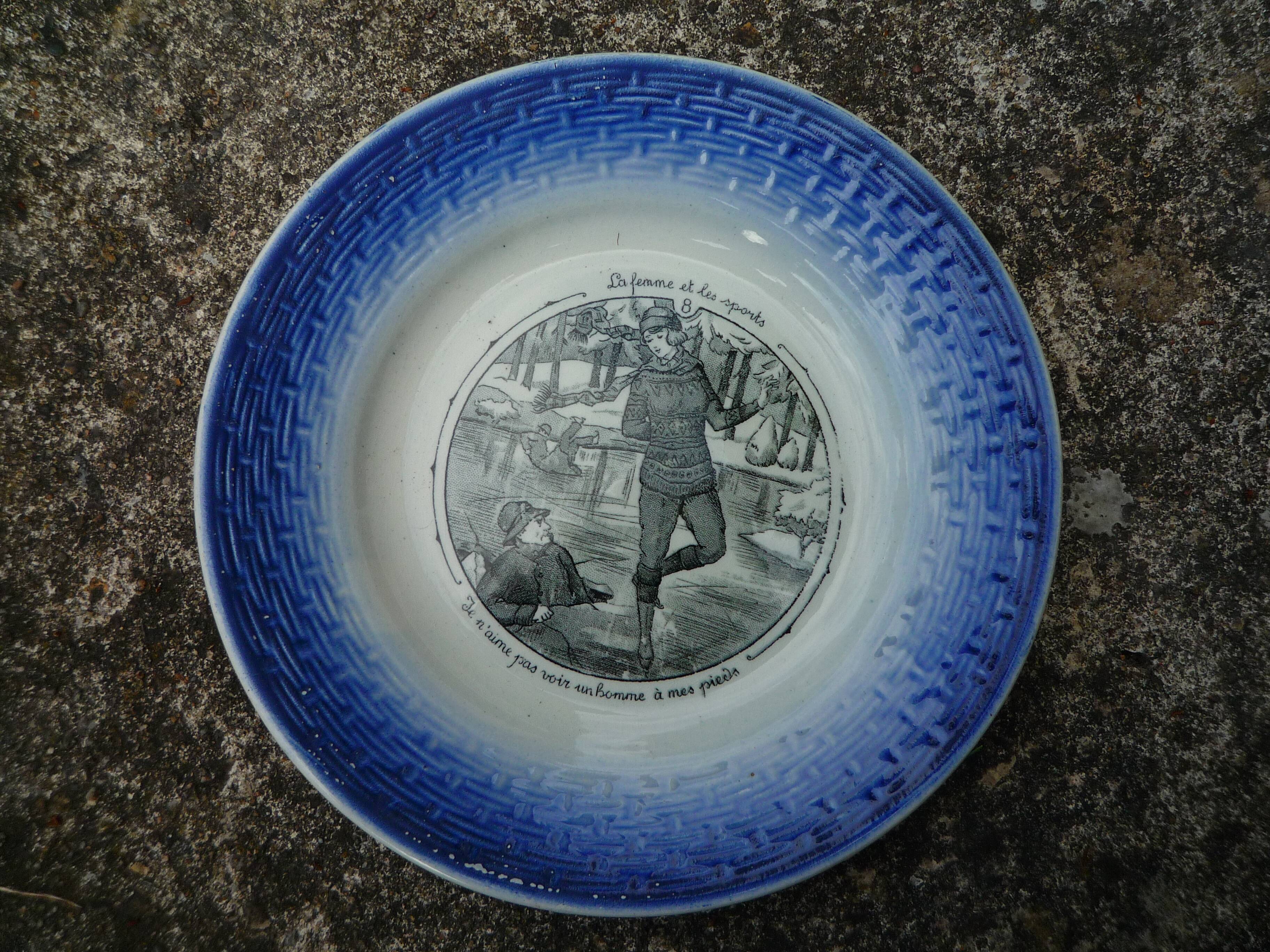 9 humorous old dessert plates "Women and sports"