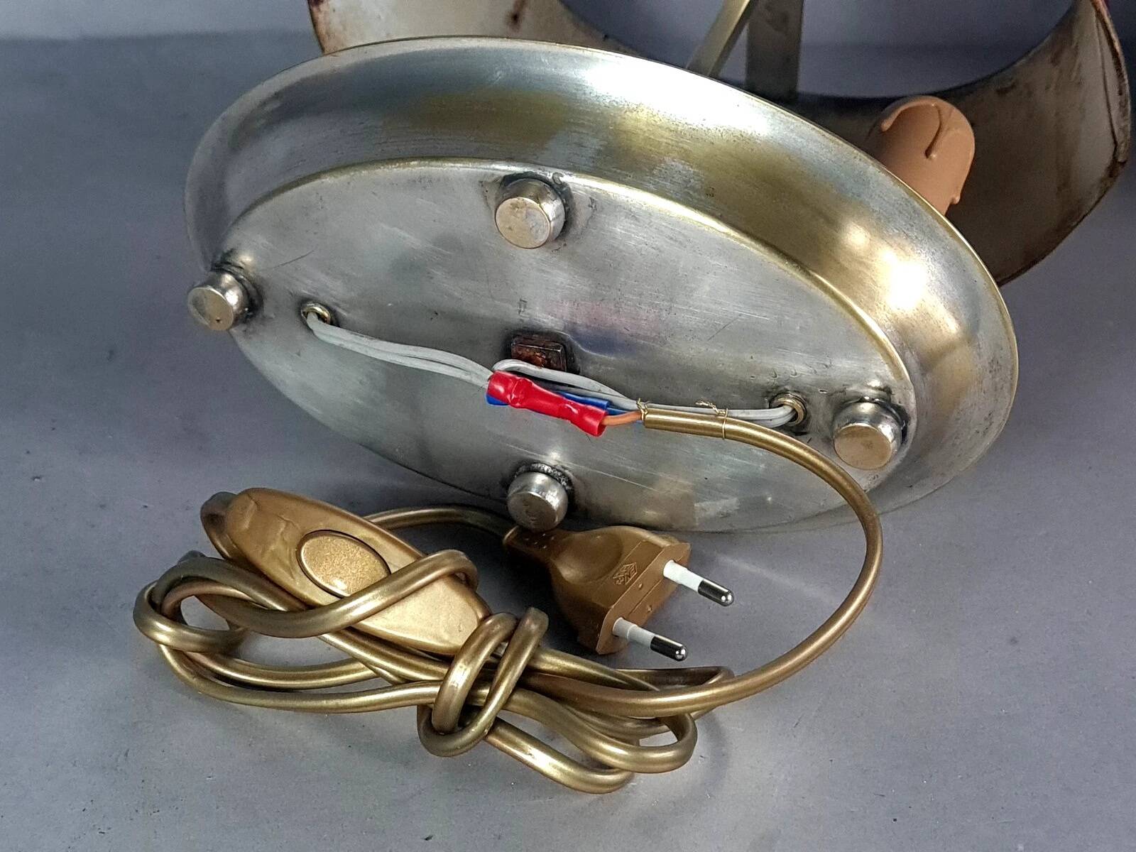 Ancienne lampe bouillotte bronze & tôle peinte, électrifiée D083