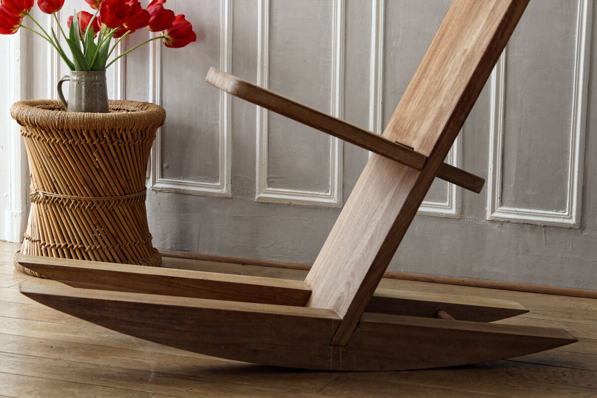 Rocking chair design - minimalist