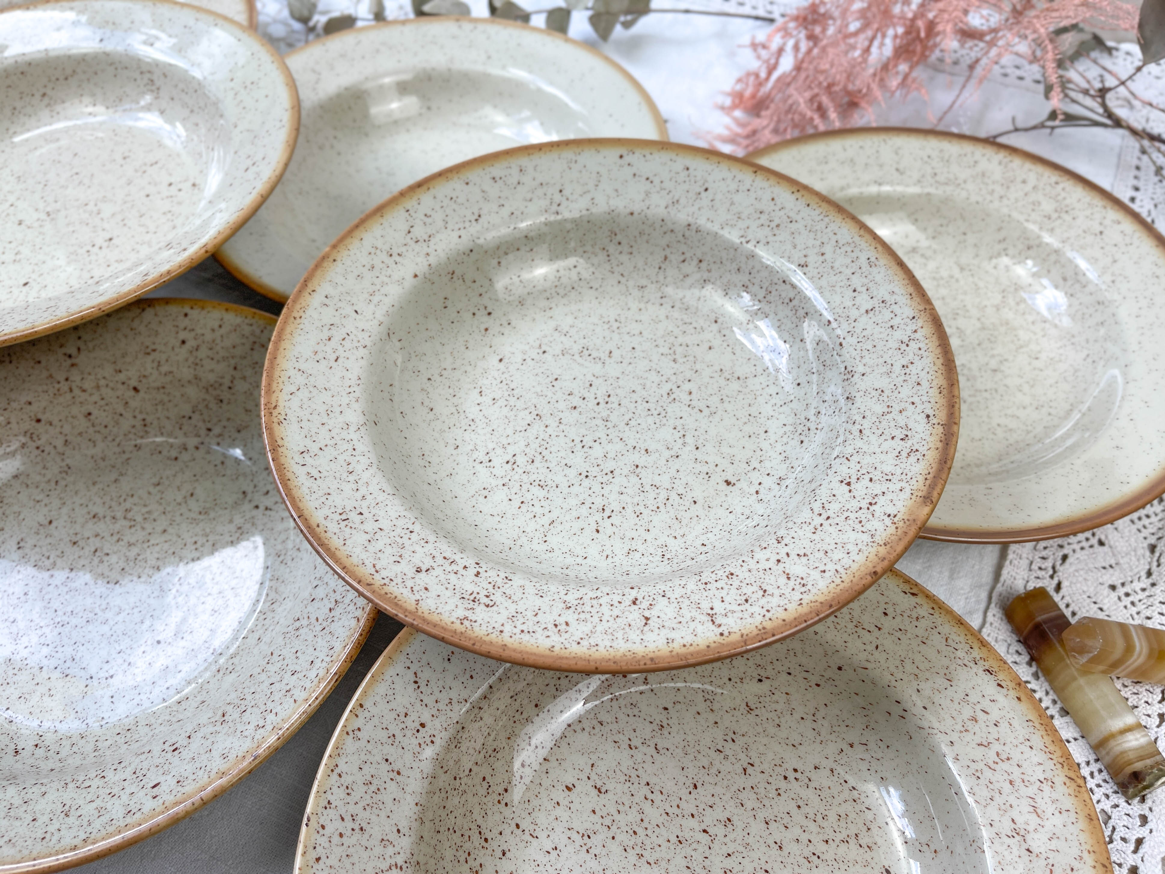6 Tulowice speckled stoneware soup plates