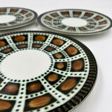 Set of 11 plates Boch model Bernadette
