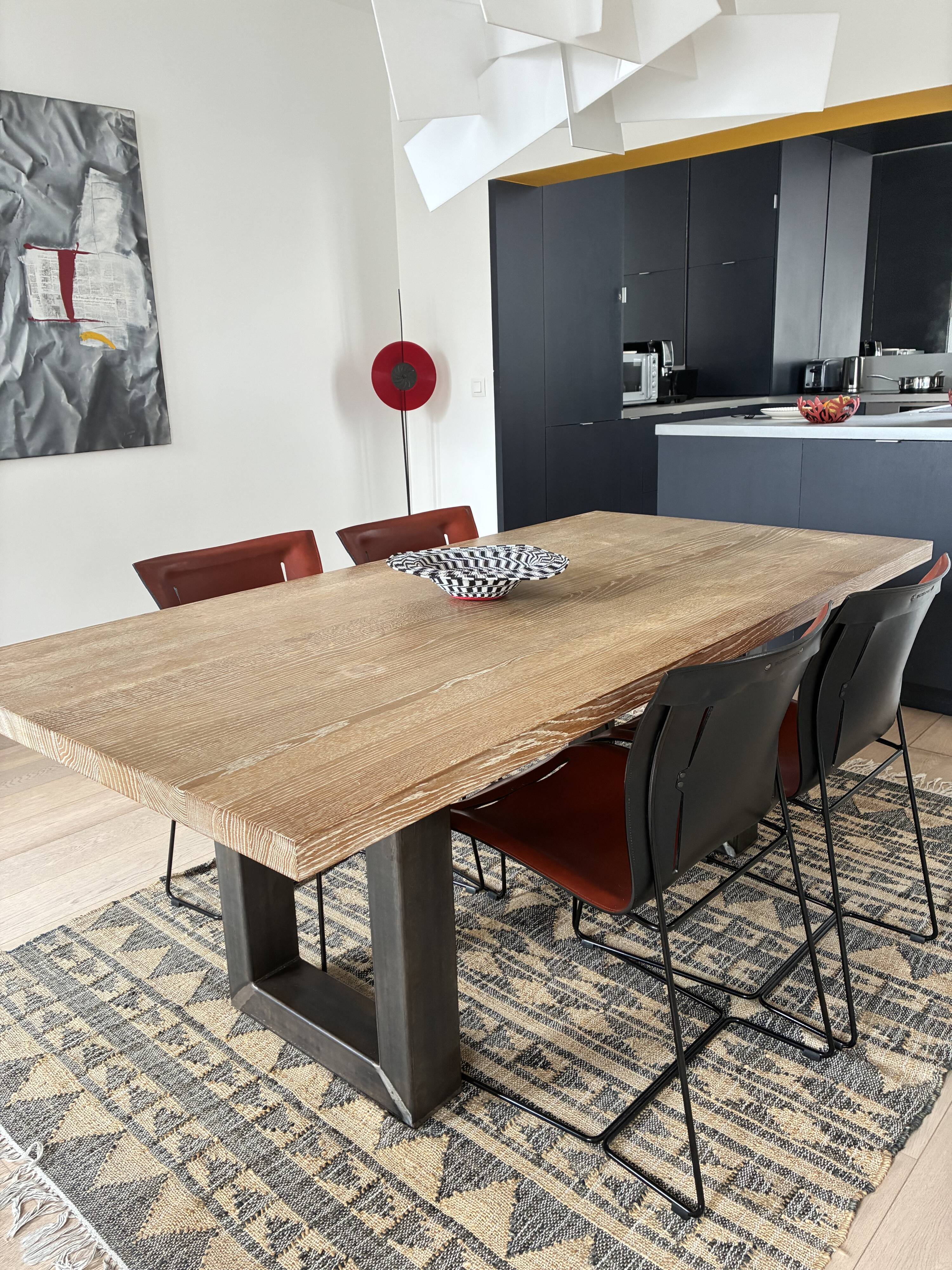 Newton oak dining table Riva 1920
