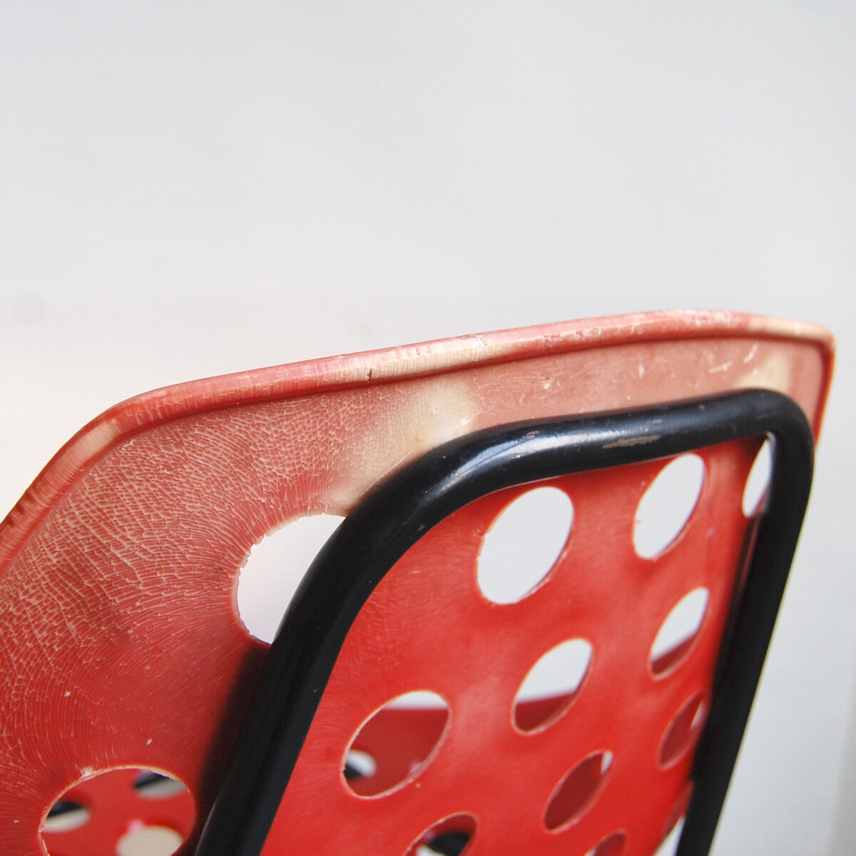 Pair of shell chairs by Pierre Guariche for Meurop 1960s