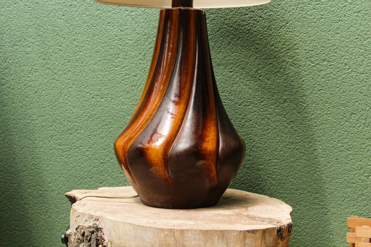 Vintage ceramic lamp, twisted base