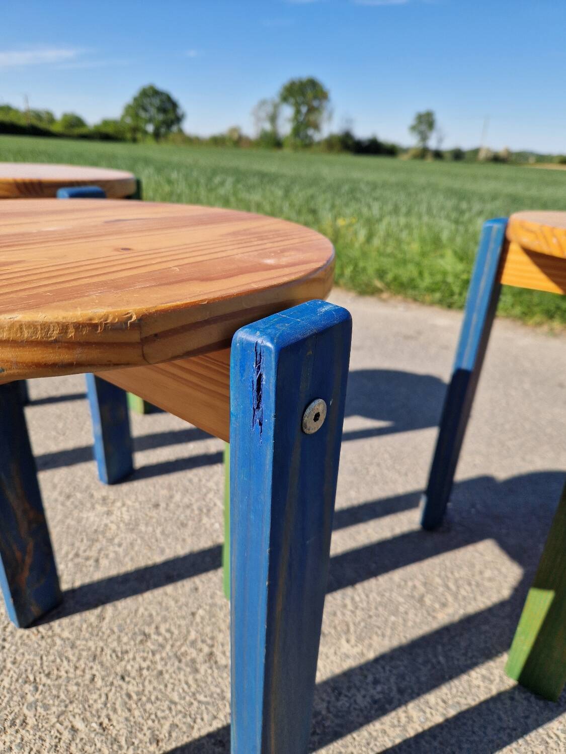 Set of 3 stackable pine stools