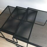 3 tables gigognes en tôle perforée et acier laqué noir années 80