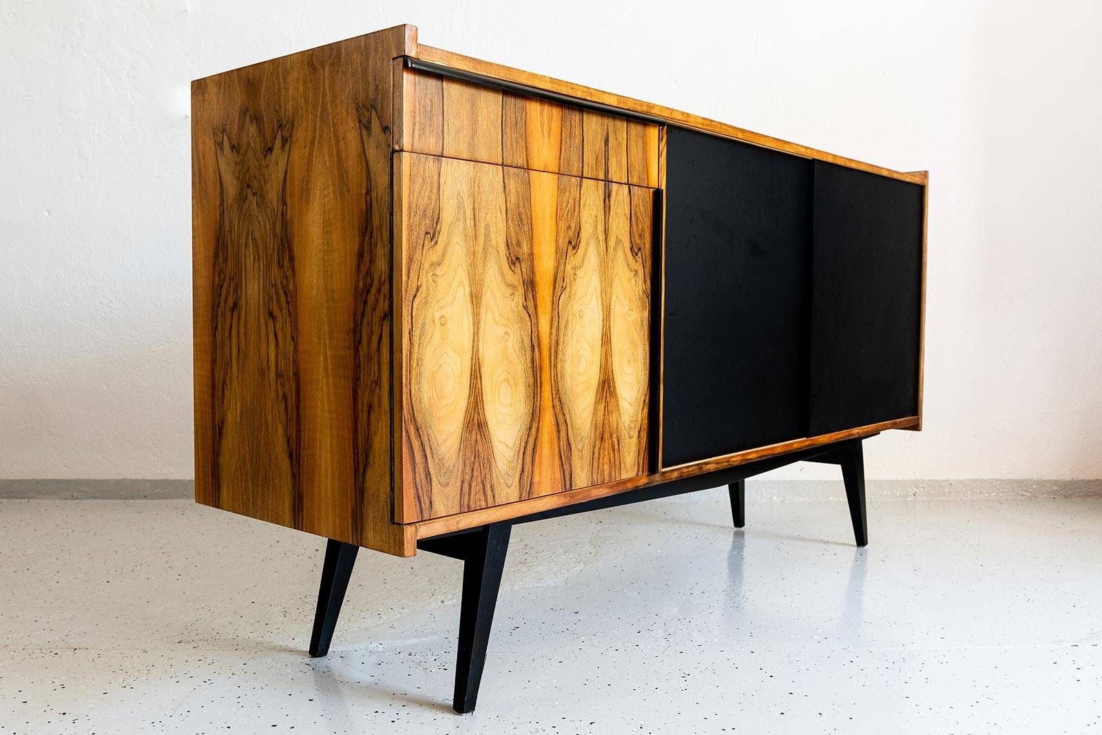Buffet vintage, Pologne, années 1970