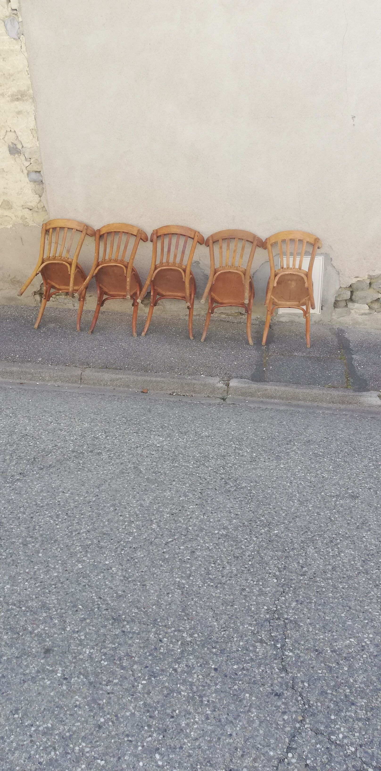 Set of 5 bistro chairs