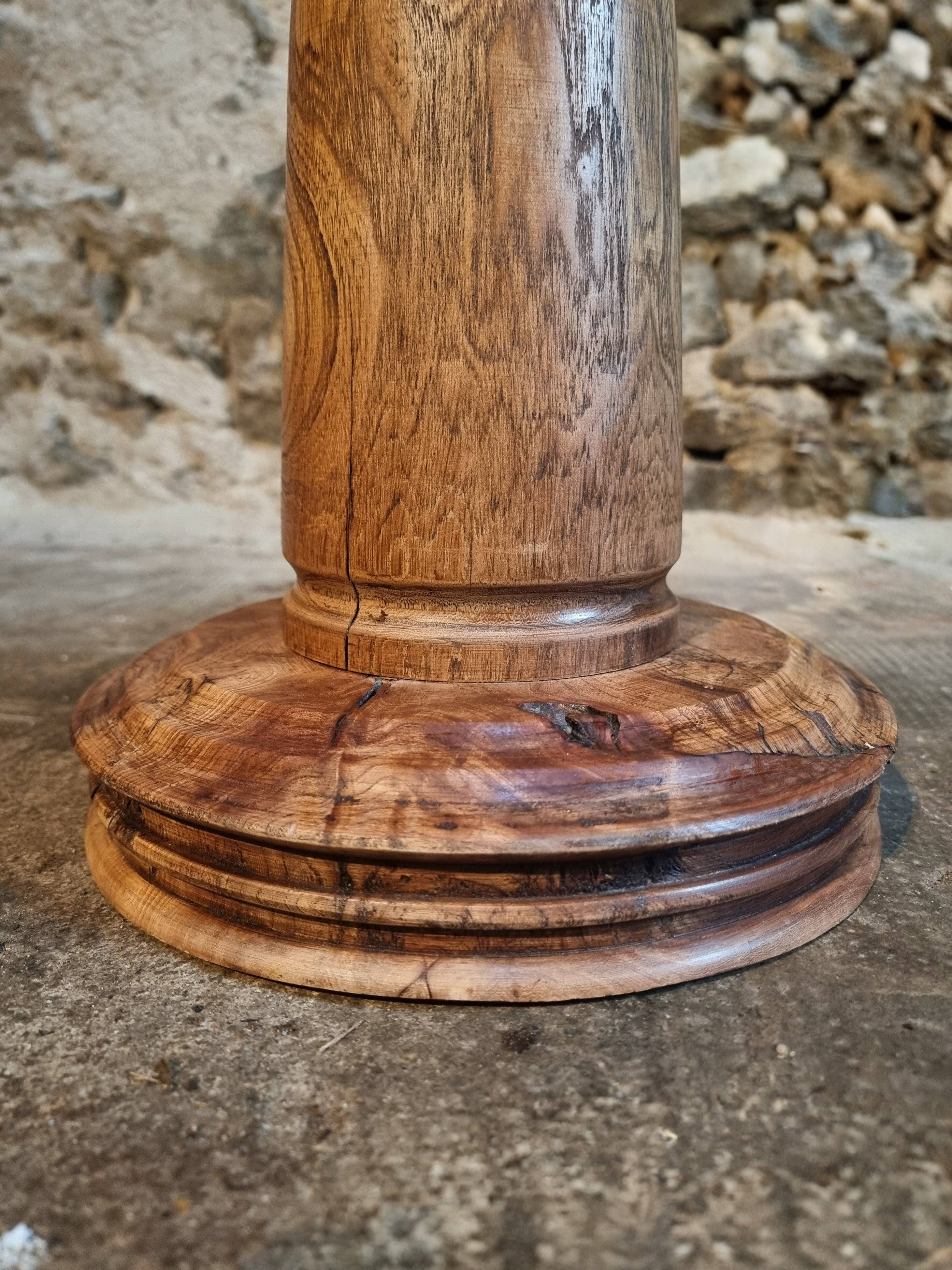 Ancient French pedestal in elm – Stand from the early 1900s