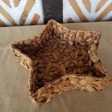 Empty pocket basket fruit basket banana leaves