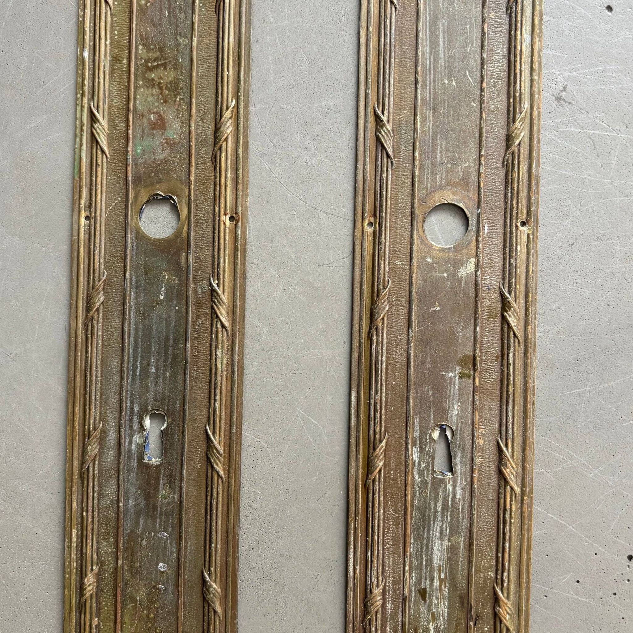 2 plaques de propreté anciennes - 53cm - Ref 1338