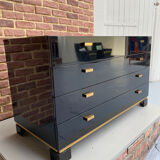 Black lacquered chest of drawers