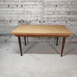 Vintage table 6/10 people