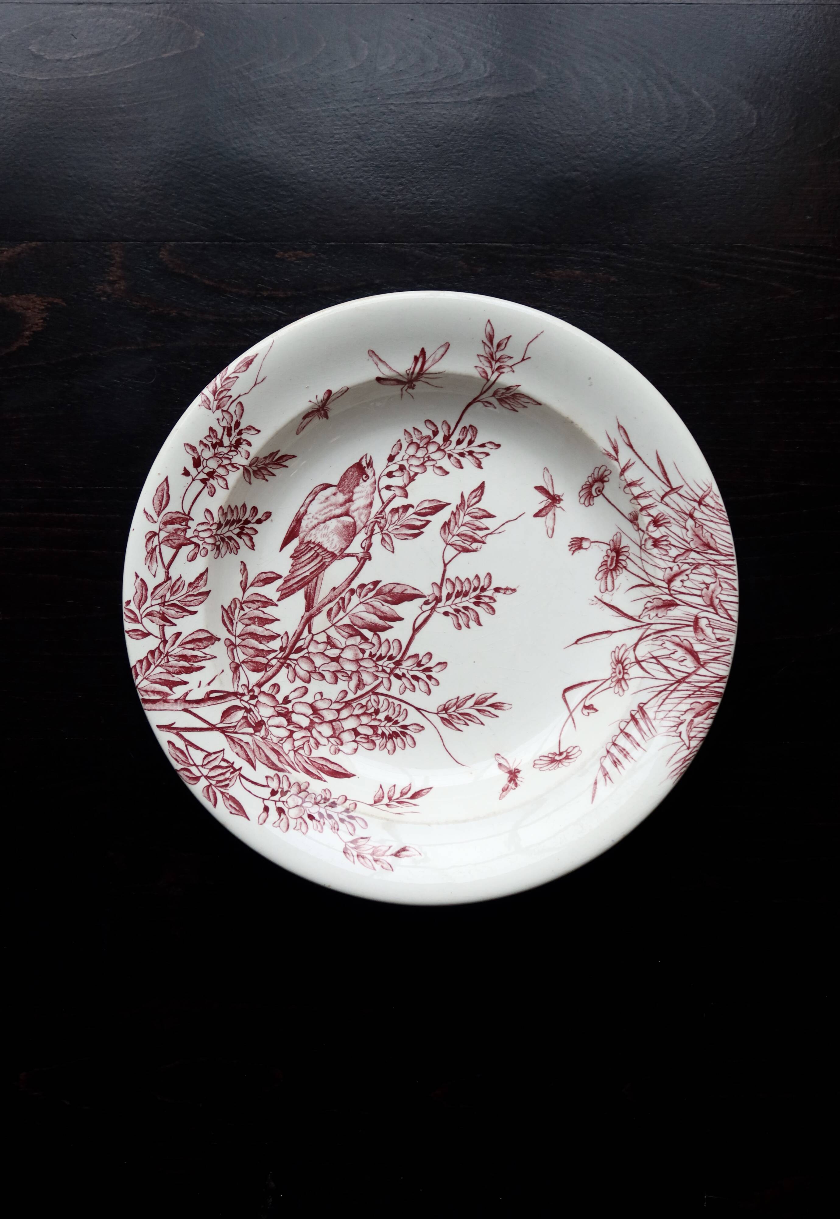 Round serving dish, old ironstone S&G - Decorated with birds and vegetation.