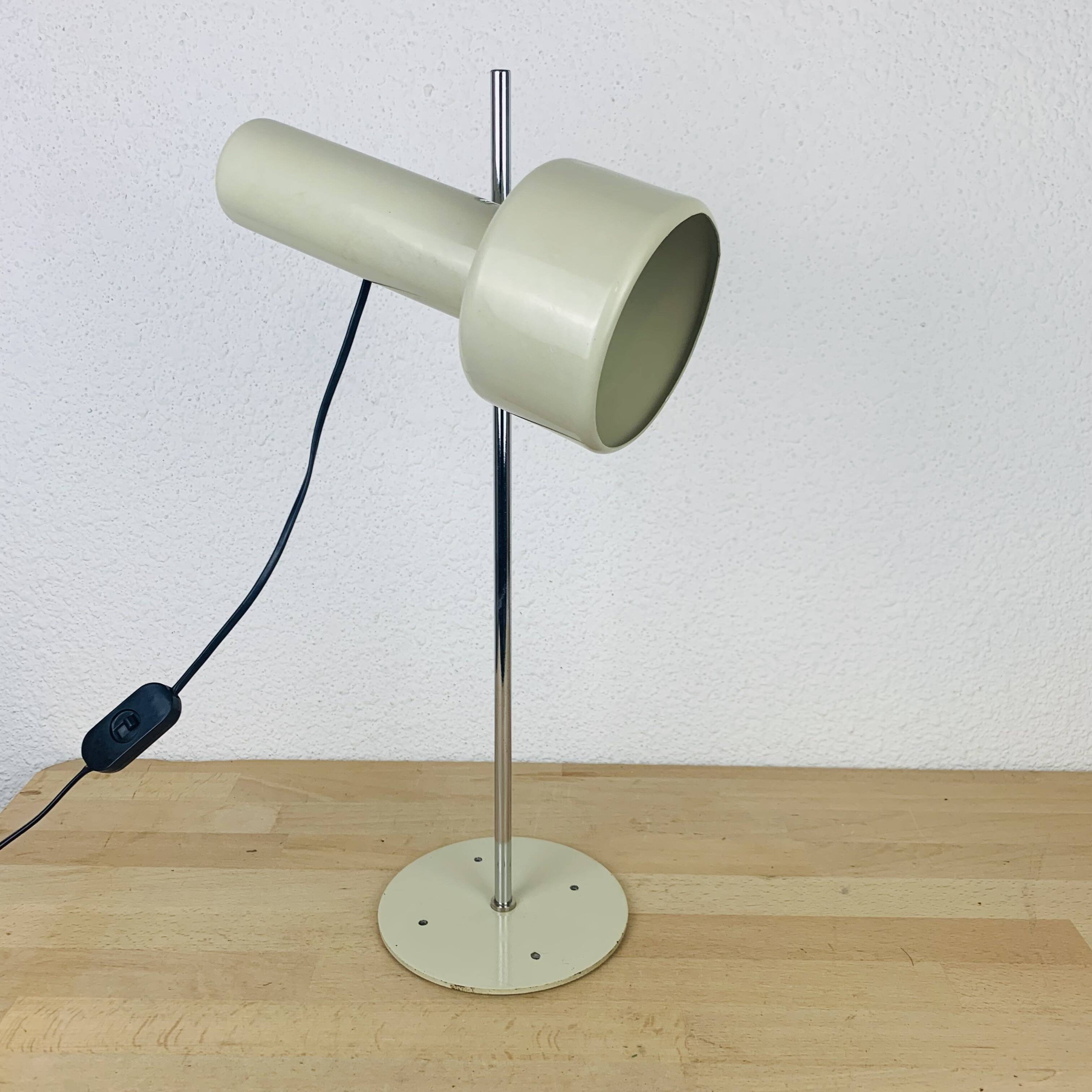 Desk spot lamp, 1950s, beige metal