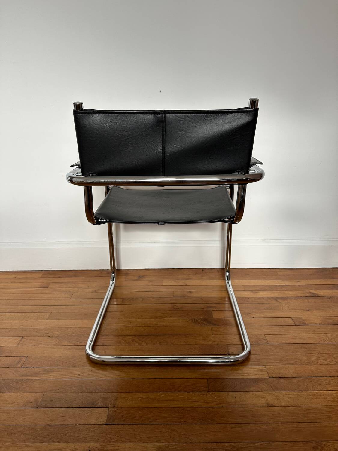 Vintage design tubular chairs
