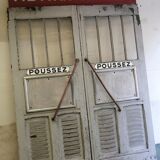 Porte de metro parisien  année 1930 avec enseigne métropolitain