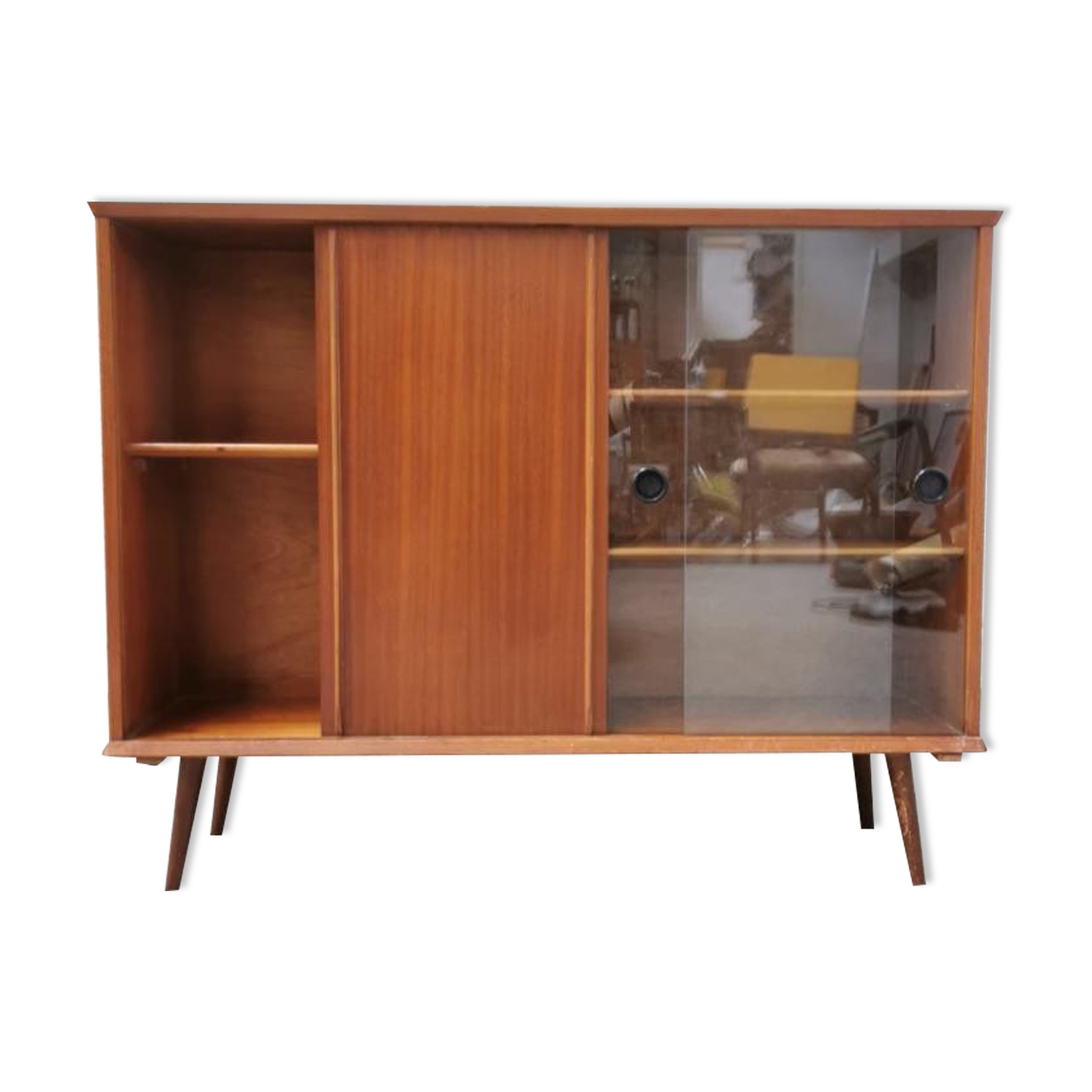 Compass foot showcase