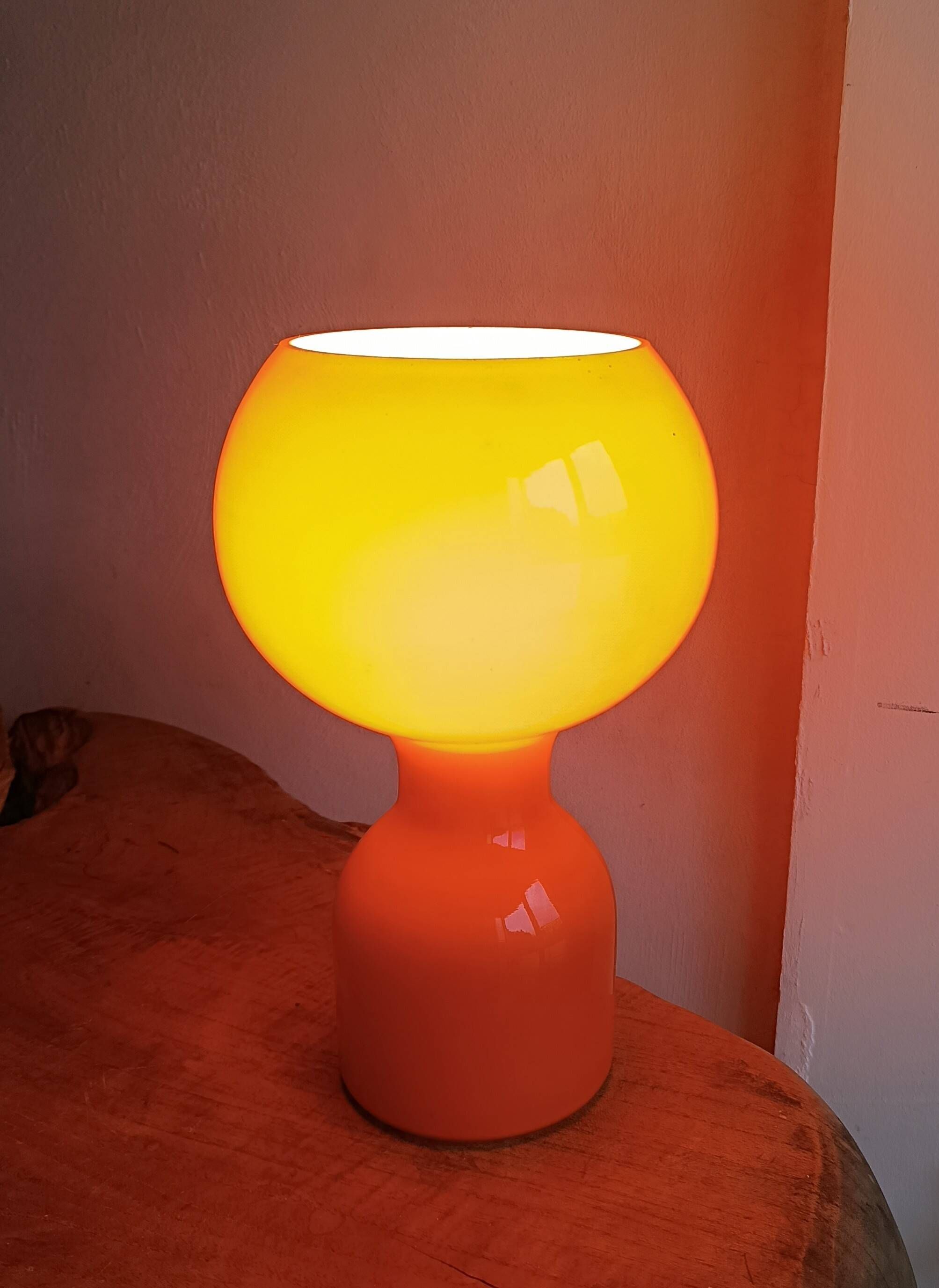 Lampe champignon Space Age en verre opalin orange 1970
