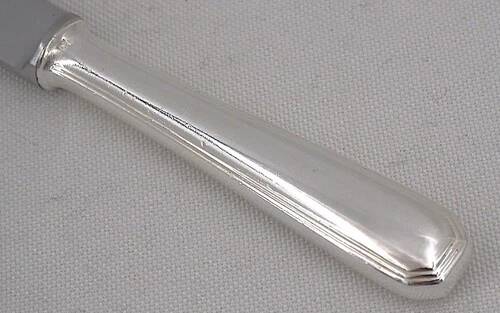Christofle America 12 dessert, cheese, and side knives, silver-plated metal, 20.2cm