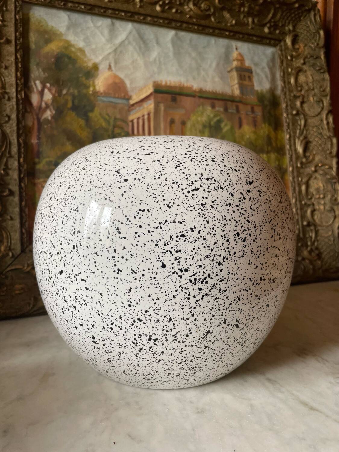 Large speckled ball vase 1980