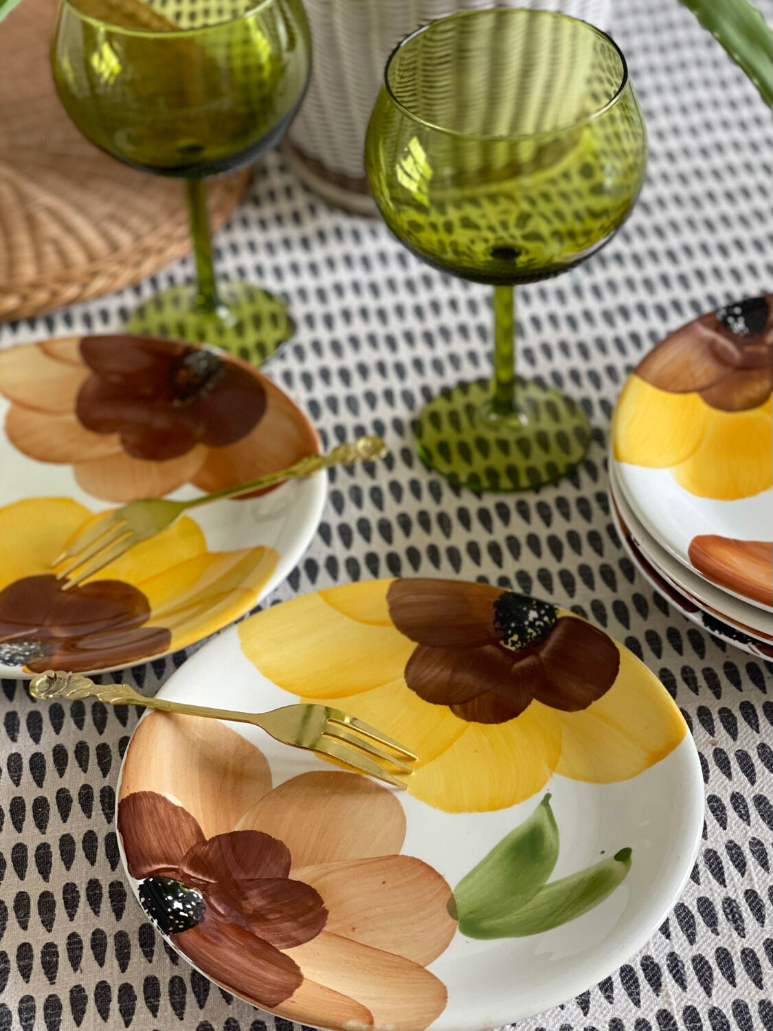 6 dessert plates Castellania 1970