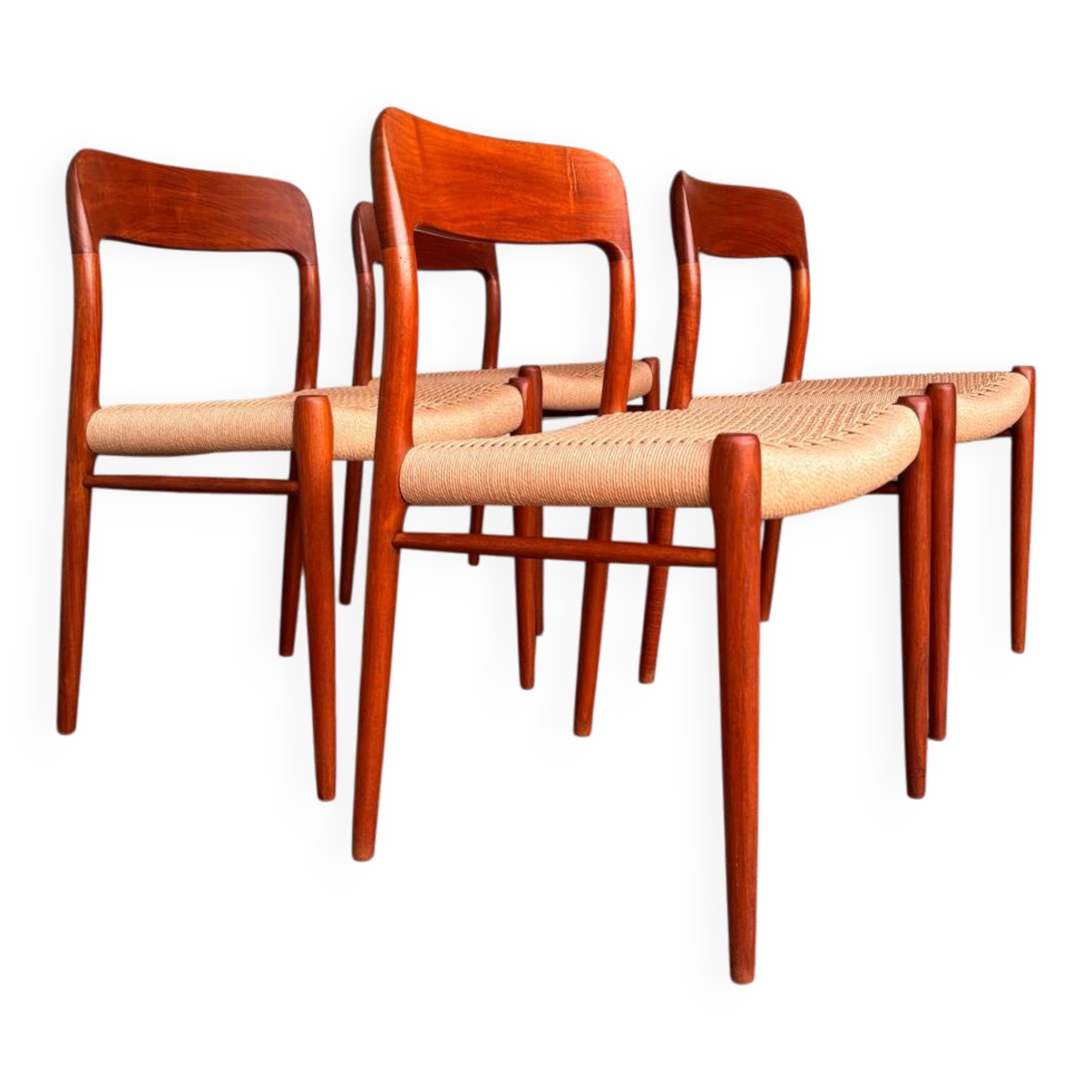 Moller 75 chairs