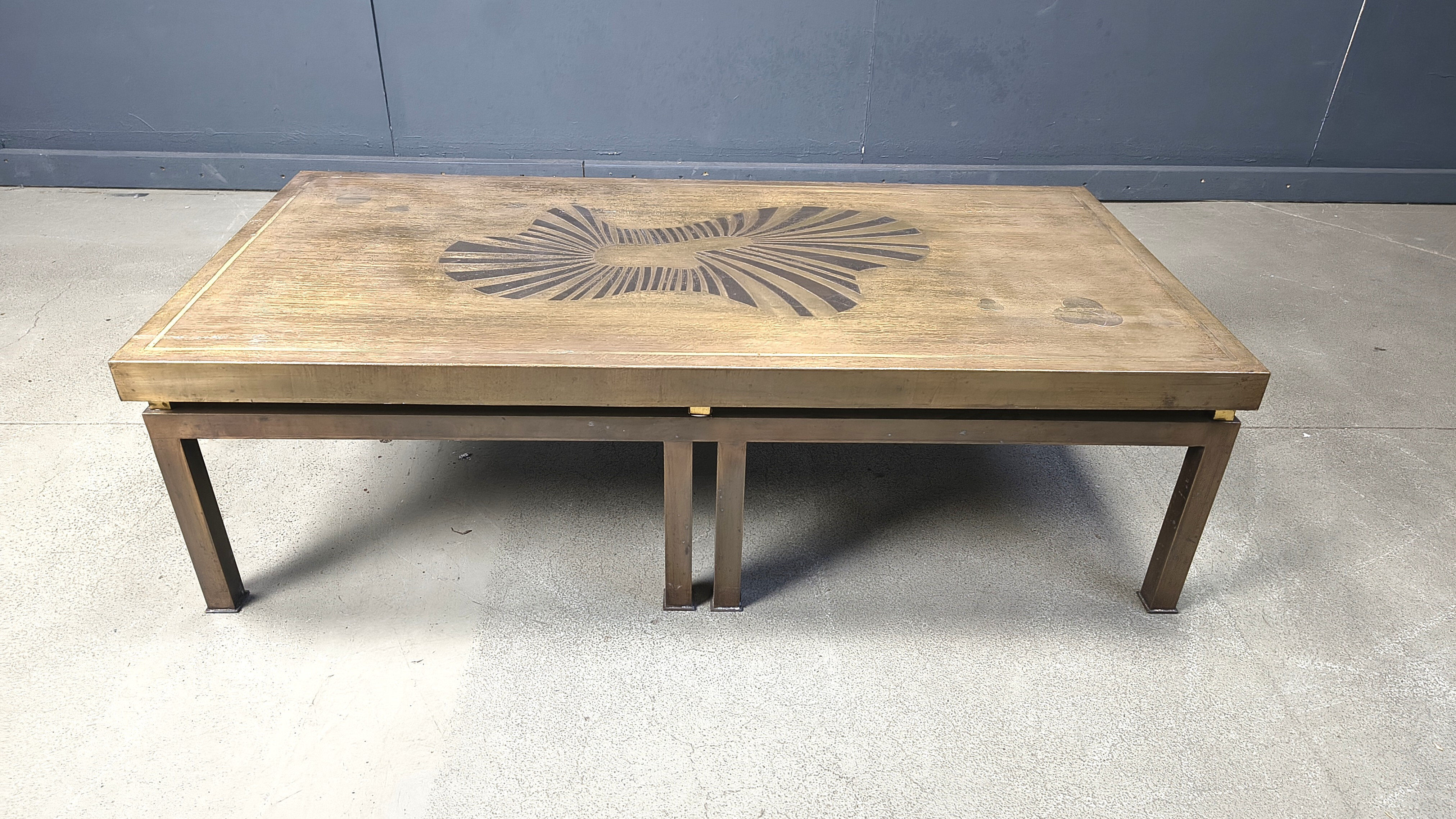 Table basse en laiton gravé vintage, années 1970