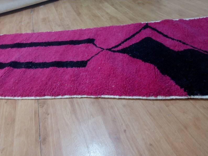 Tapis coureur marocain - design artistique - style Beni Ouarain - laine entière - 368 x 85 cm
