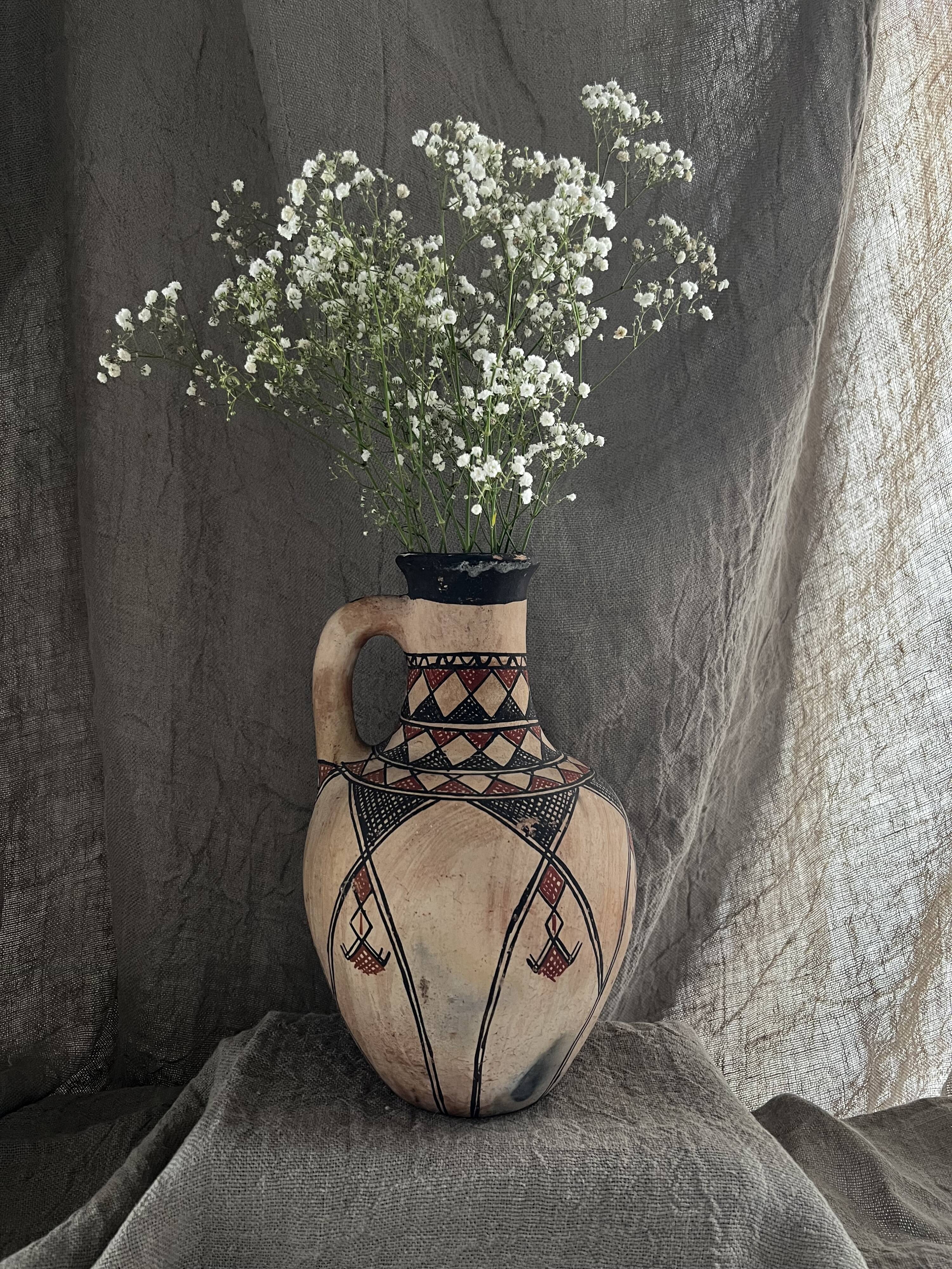 Old water jar 32cm