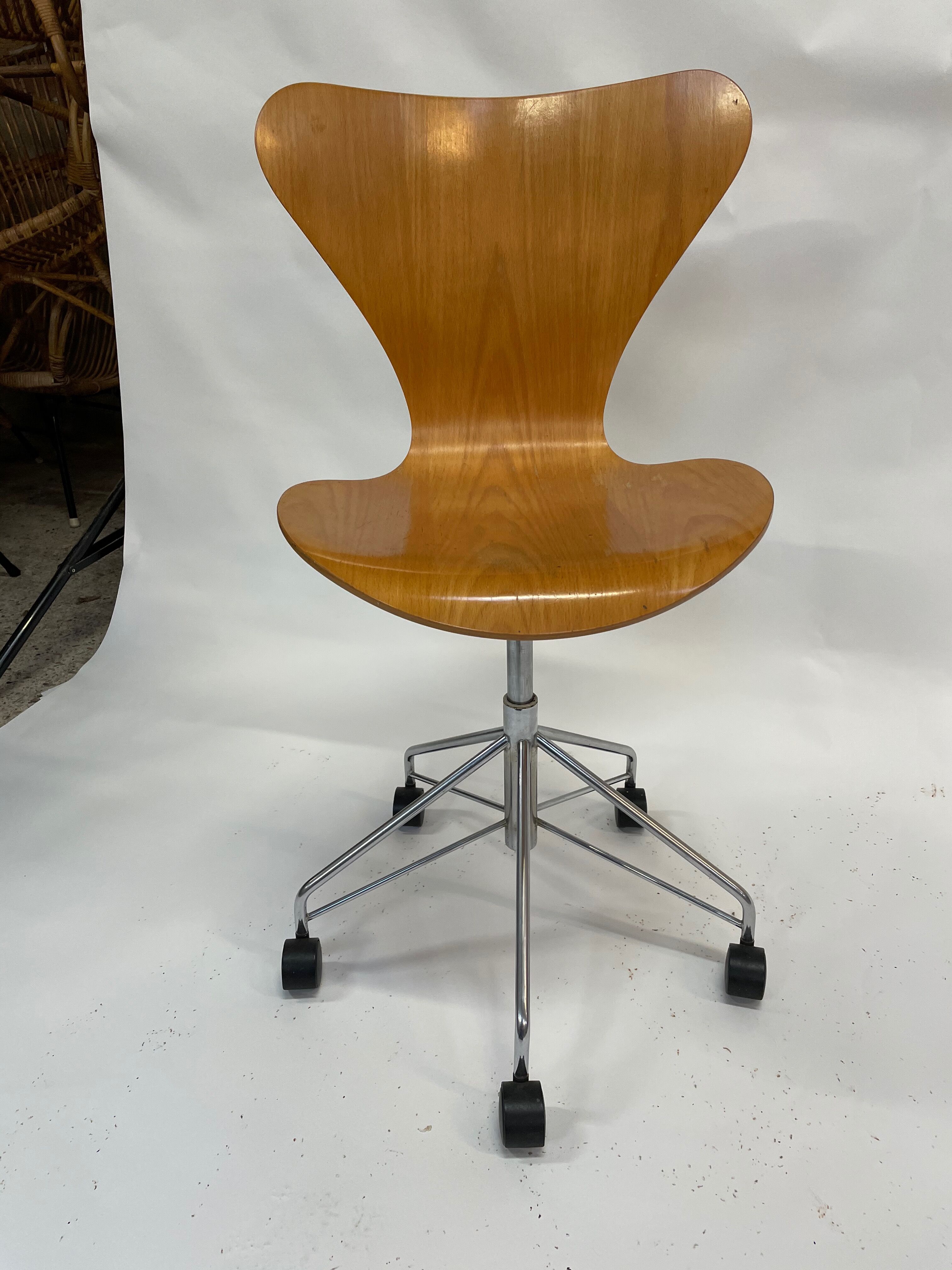 Chaise butterfly d'Arne Jacobsen pour Fritz Hansen
