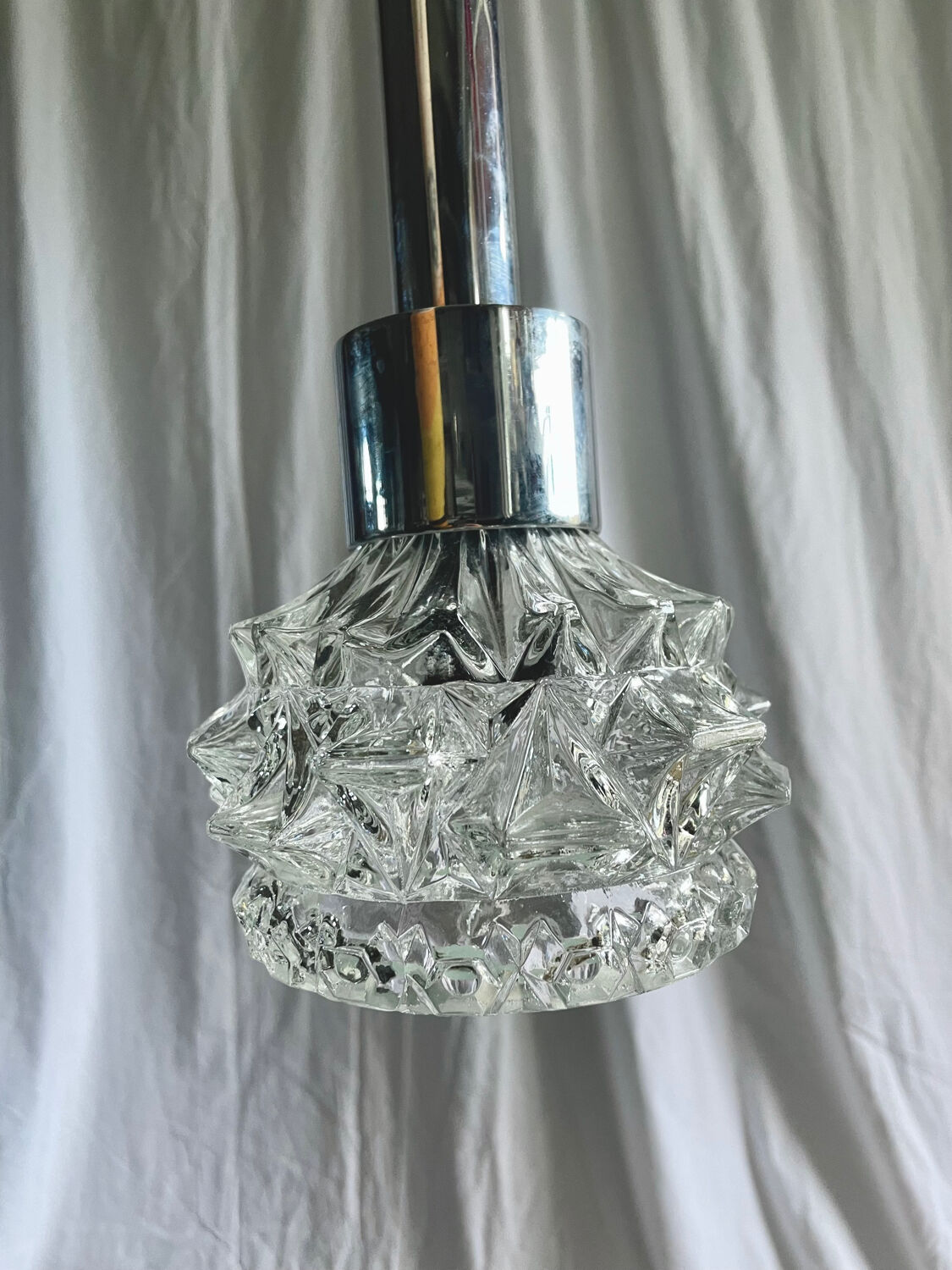 Suspension verre et chrome 70’s