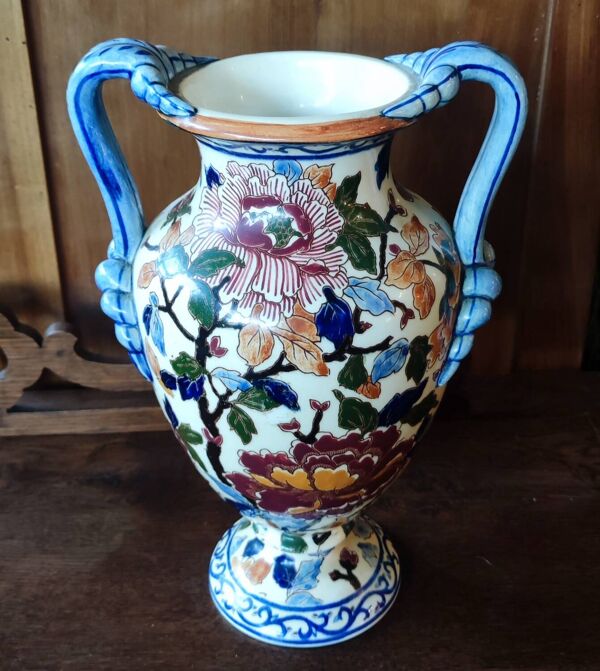 Ancien vase Gien modèle pivoine