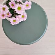 Plant holder in wood