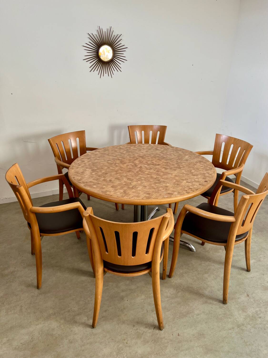 Table en bois marqueté et bois, design Dieter Waeckerlin Idealheim, années 70