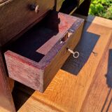 English style removable tiered desk