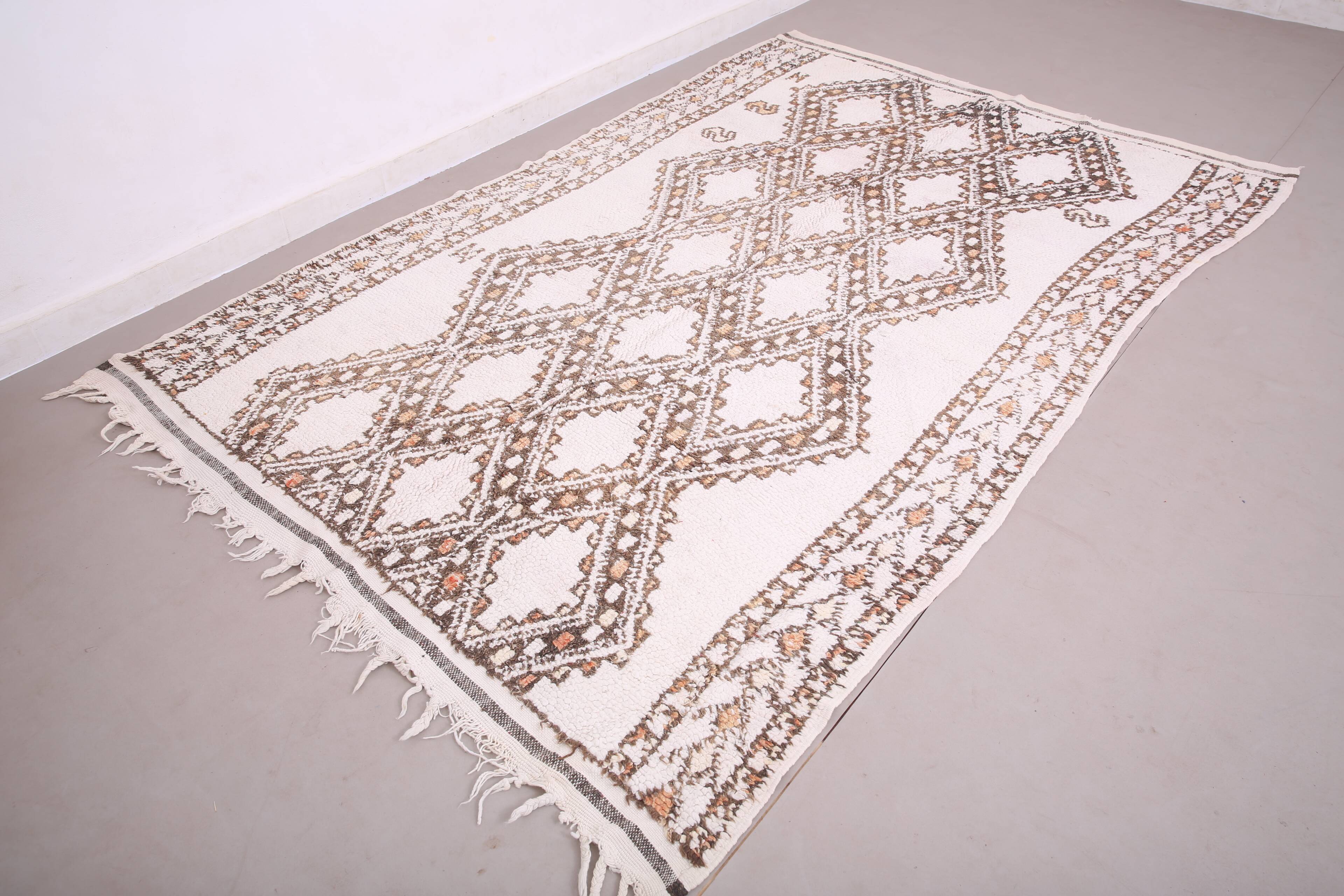 Vintage Moroccan Rug 177 x 269 cm - Berber Wool Rug - Beni Ourain Rug