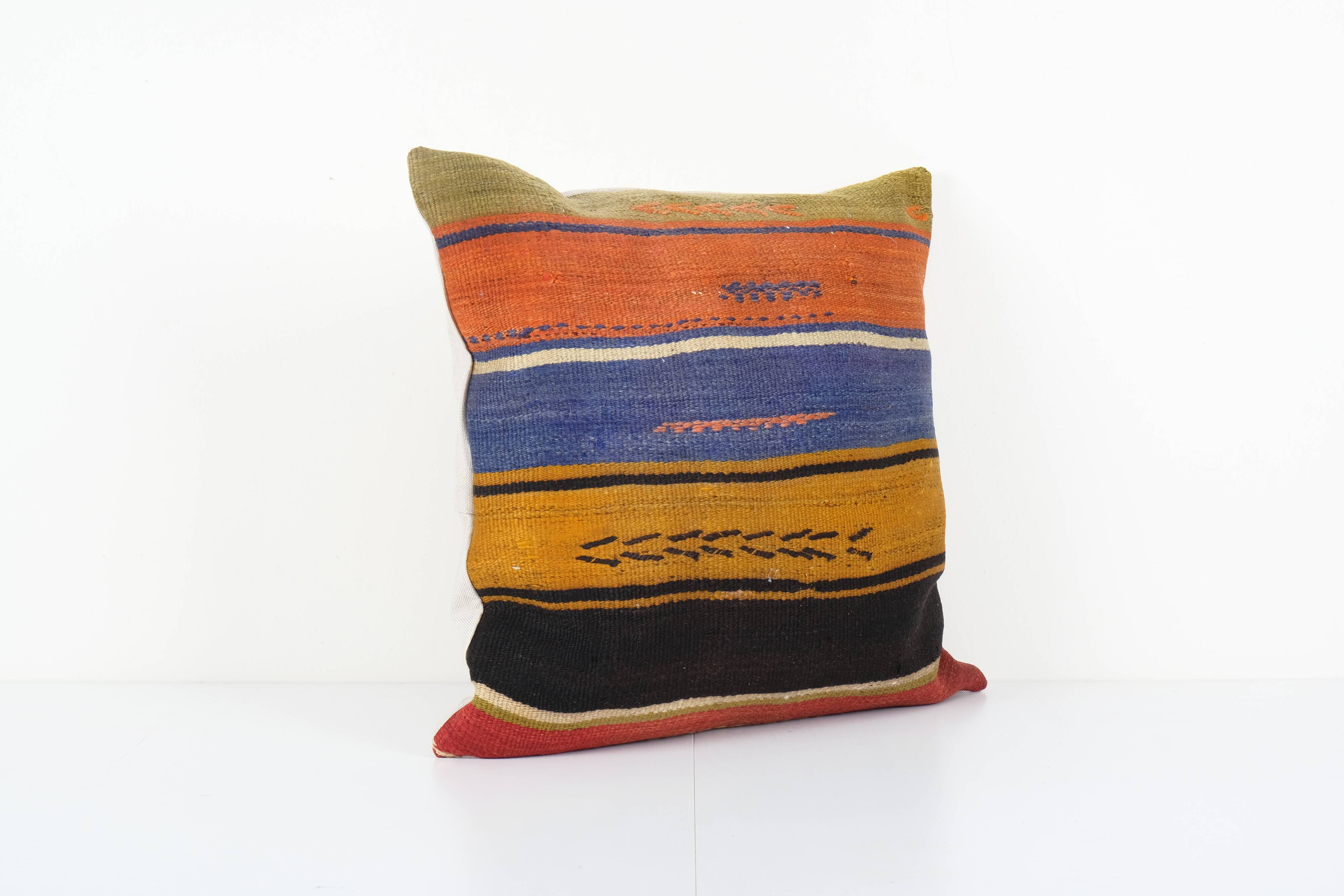 Handmade turkish kilim pillow